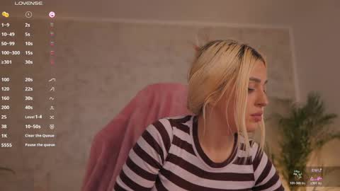Snapshot of diamond_ava_ chatting on 04-16-26, 03:46 Thea online show from 04-16-26, 03:46