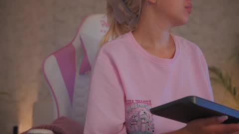 Thea online show from 05-31-26, 10:00