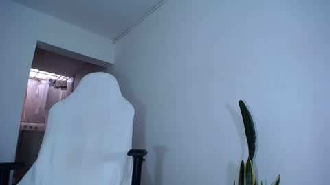 MaSSimo online show from 01-17-25, 06:12