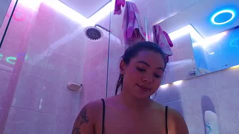 Snapshot of diamond_canela chatting on 12-14-24, 08:45 diamond_canela online show from 12-14-24, 08:45