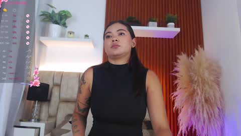 Snapshot of diamond_canela chatting on 12-18-24, 11:51 diamond_canela online show from 12-18-24, 11:51