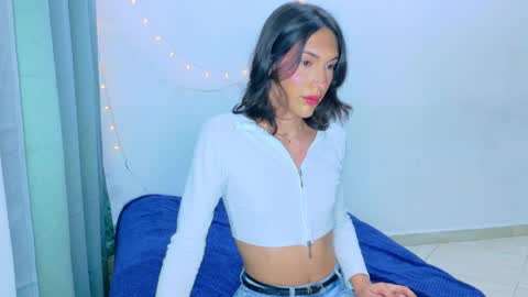 Daphne Sophia Vega online show from 03-30-26, 06:58