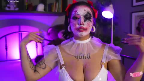 Snapshot of diamond_dustt chatting on 10-26-25, 09:53 Diamond online show from 10-26-25, 09:53