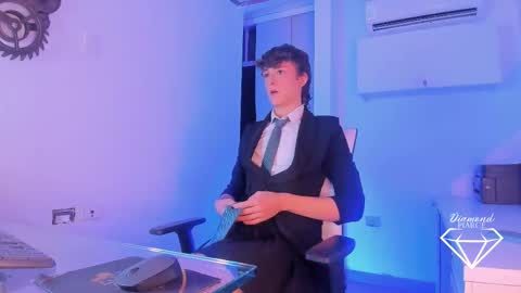 Diamond online show from 11-16-25, 03:45