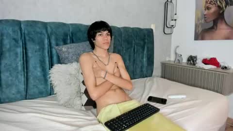 diamond_twink online show from 06-13-26, 02:26