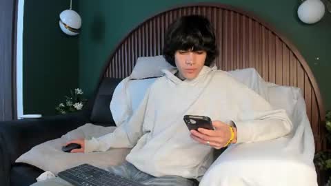 diamond_twink online show from 07-15-26, 05:34