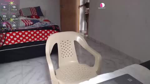 Snapshot of diamond_women_girl chatting on 02-08-26, 03:04 diamond_women_girl online show from 02-08-26, 03:04