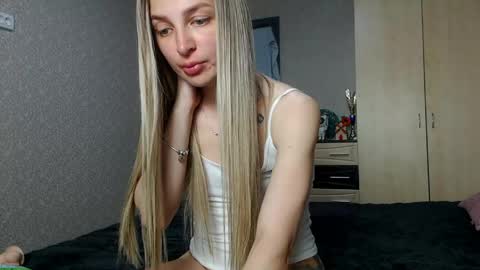Snapshot of diana_lambert chatting on 05-23-26, 07:40 diana_lambert online show from 05-23-26, 07:40