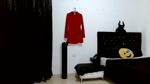diana_o1 online show from 07-08-26, 03:00