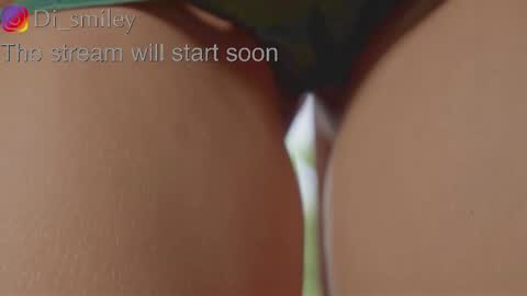 Snapshot of diana_smiley chatting on 03-03-25, 01:42 Diana online show from 03-03-25, 01:42