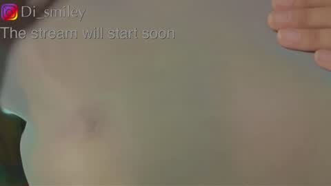 Snapshot of diana_smiley chatting on 10-22-25, 02:45 Diana online show from 10-22-25, 02:45