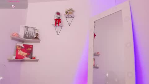 Diana White  Dahiana online show from 02-06-25, 02:44