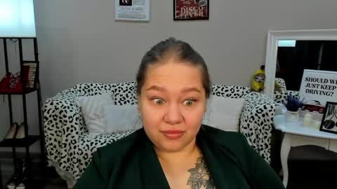 Diana online show from 05-16-26, 05:23
