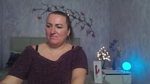 Diana online show from 03-10-26, 06:29