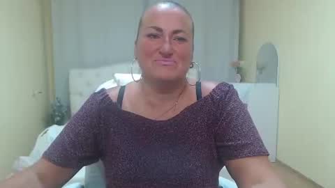 Diana online show from 07-21-26, 05:43