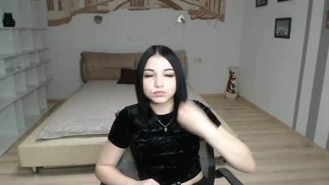 Snapshot of dianaolsens chatting on 12-01-25, 06:51 Diana online show from 12-01-25, 06:51