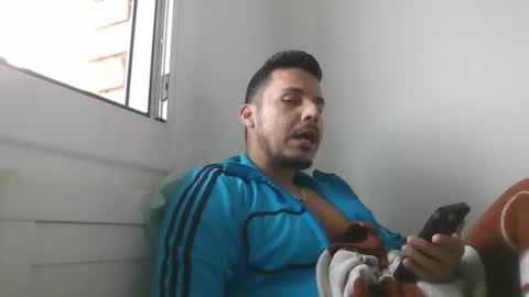 Snapshot of diangohetero21cm chatting on 02-20-25, 03:30 diangohetero21cm online show from 02-20-25, 03:30