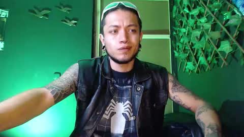 DICAPRIO online show from 11-13-25, 02:54