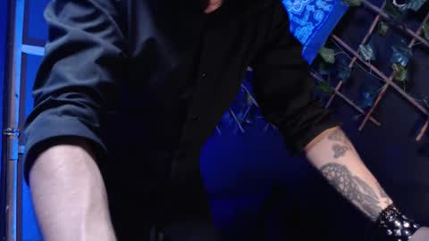 DICAPRIO online show from 11-27-25, 06:26