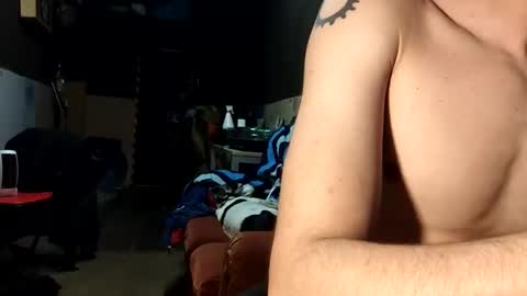 Snapshot of dick4play222 chatting on 03-01-25, 04:15 dick4play222 online show from 03-01-25, 04:15