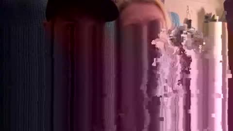 Snapshot of dickeddownsouth chatting on 10-16-25, 06:25 Beau online show from 10-16-25, 06:25