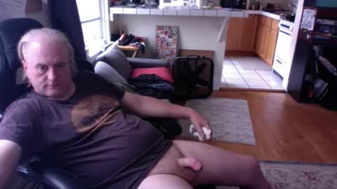 Snapshot of dickflasher5 chatting on 03-05-26, 06:59 Richard Fleischer online show from 03-05-26, 06:59