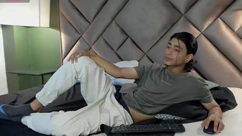 dickie_dicking online show from 11-24-25, 09:47