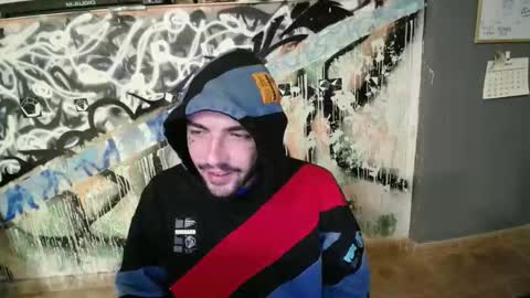 Snapshot of didismurf02 chatting on 01-10-26, 12:12 didismurf02 online show from 01-10-26, 12:12