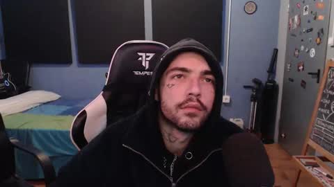 Snapshot of didismurf02 chatting on 03-22-26, 06:11 didismurf02 online show from 03-22-26, 06:11