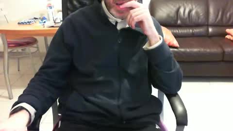 didonc from france..... online show from 04-05-26, 07:55