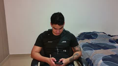 DIEGO CAZAS online show from 06-17-26, 02:25