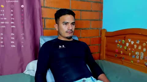 Snapshot of diegoalejandro_ chatting on 05-06-26, 01:25 Diego Alejandro online show from 05-06-26, 01:25