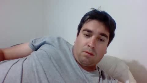 Diego online show from 11-21-25, 01:37