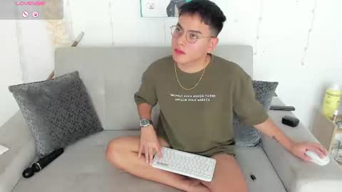Diego Robles online show from 07-12-26, 02:19