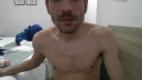 Snapshot of dieguito124 chatting on 01-21-25, 05:05 dieguito124 online show from 01-21-25, 05:05