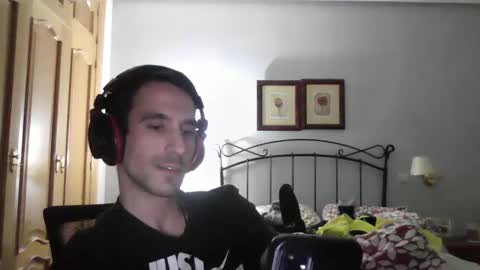 Snapshot of dieguito124 chatting on 01-27-25, 04:41 dieguito124 online show from 01-27-25, 04:41