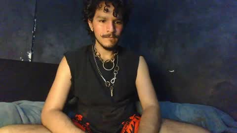 diemond_latinx98 online show from 04-15-26, 12:28