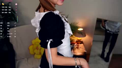 Elwyna online show from 10-23-25, 06:50