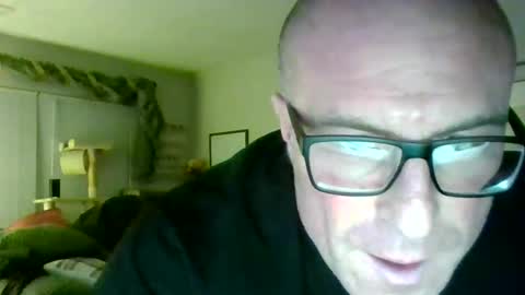 Snapshot of diesel21803 chatting on 01-12-26, 03:45 SoDirtyNLove online show from 01-12-26, 03:45