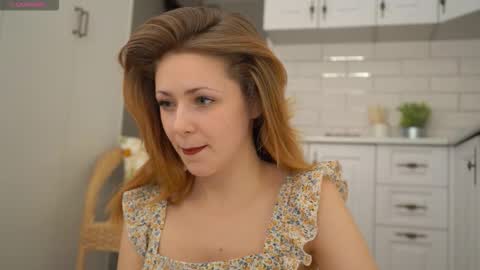 Sophie online show from 02-18-26, 04:25