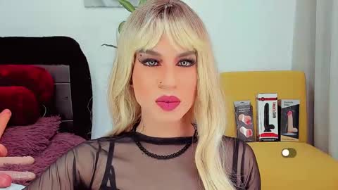 difiortiffany online show from 02-10-25, 03:24