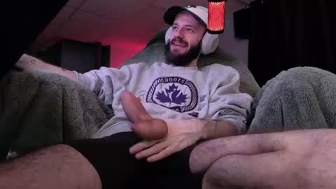 Snapshot of digbicknik chatting on 06-26-26, 01:10 digbicknik online show from 06-26-26, 01:10