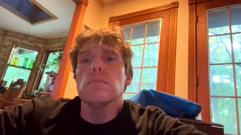 Snapshot of diggitydan1984 chatting on 10-22-25, 02:06 Daniel online show from 10-22-25, 02:06