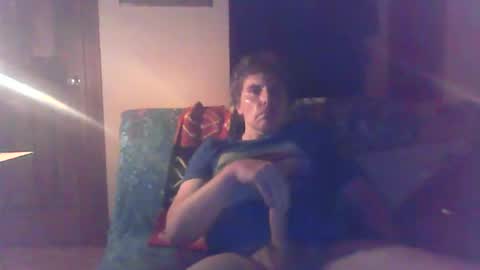 Snapshot of diggitydan1984 chatting on 05-10-26, 03:12 Daniel online show from 05-10-26, 03:12