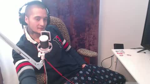 digital_spirit122849 online show from 10-31-25, 12:50