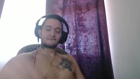 digital_spirit122849 online show from 11-05-25, 07:47