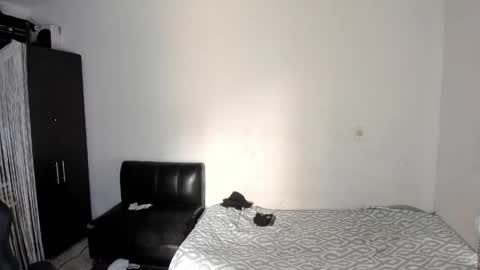 Snapshot of diiego_xxx chatting on 06-09-26, 06:52 diiego_xxx online show from 06-09-26, 06:52