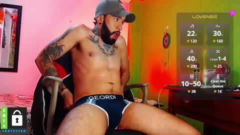 Snapshot of diilanhot chatting on 02-09-25, 11:25 Dylan online show from 02-09-25, 11:25