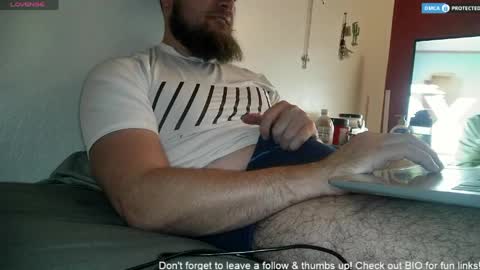 Daddy online show from 04-22-26, 04:37