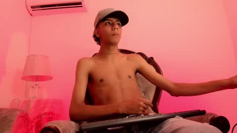 dikey_18 online show from 12-07-24, 09:00